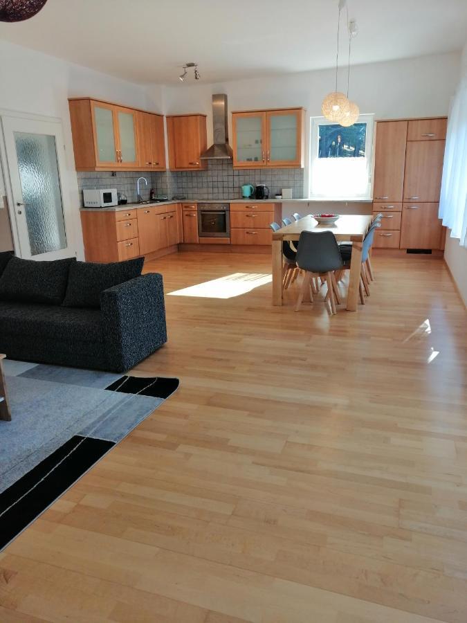 Ferienwohnung Semler Пухберг ам Шнееберг Екстериор снимка