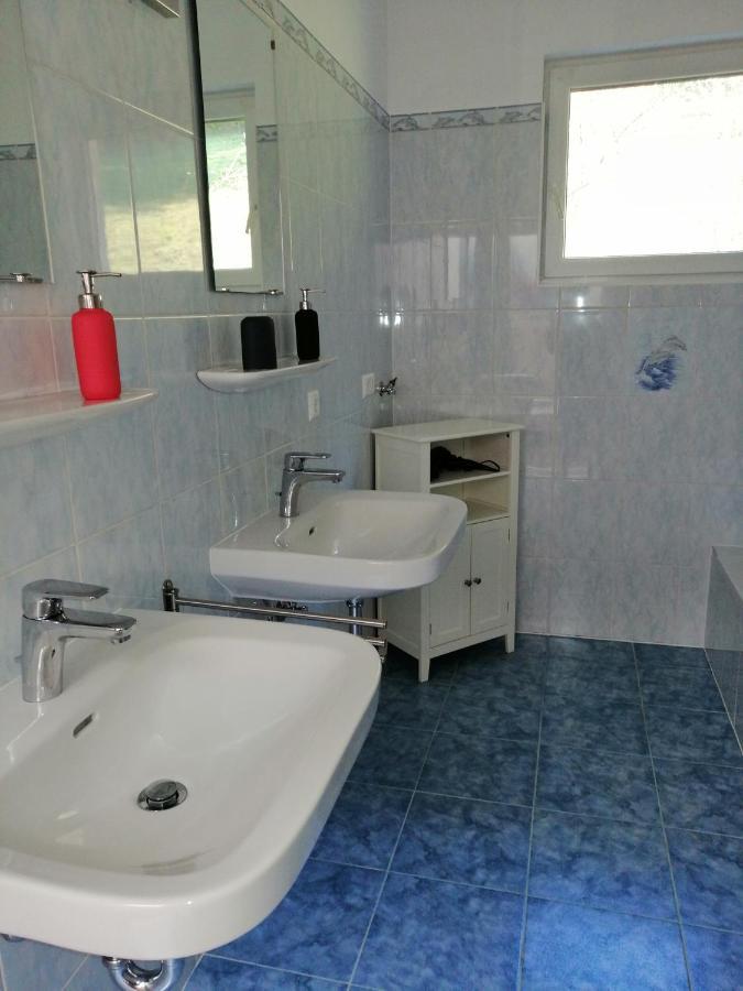 Ferienwohnung Semler Пухберг ам Шнееберг Екстериор снимка